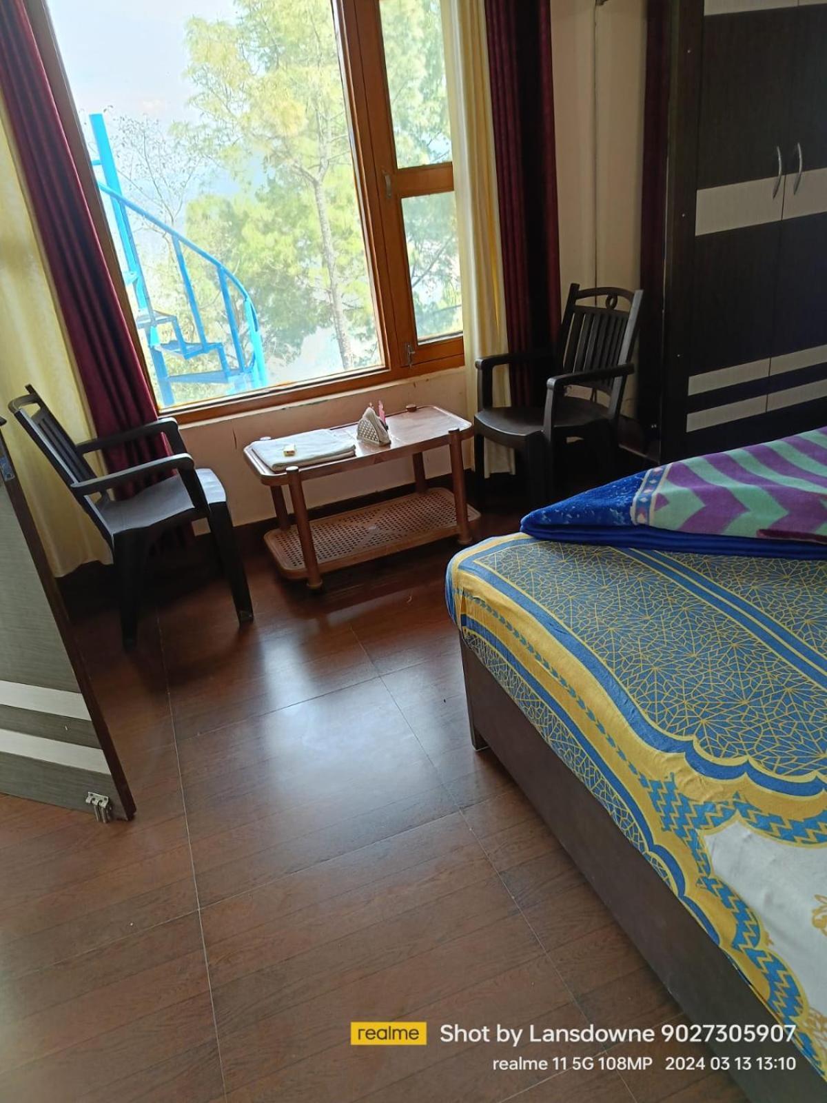 Joshi Holiday Home Stay Lansdowne Exterior photo